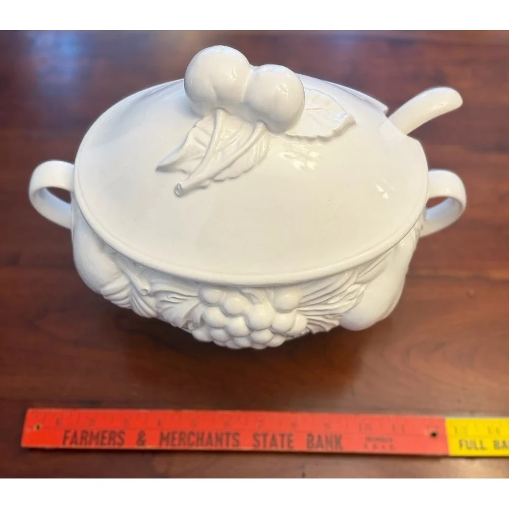 Vintage White Ceramic Soup Tureen 3 Piece Set Lid Ladle Embossed Fruit Japan